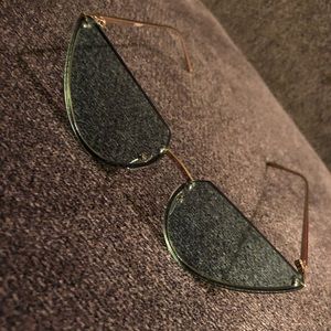 Rimless Cat Eye Fashion Glasses With Cut Off Lens